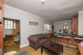 Contemporary 4 Bedroom Home